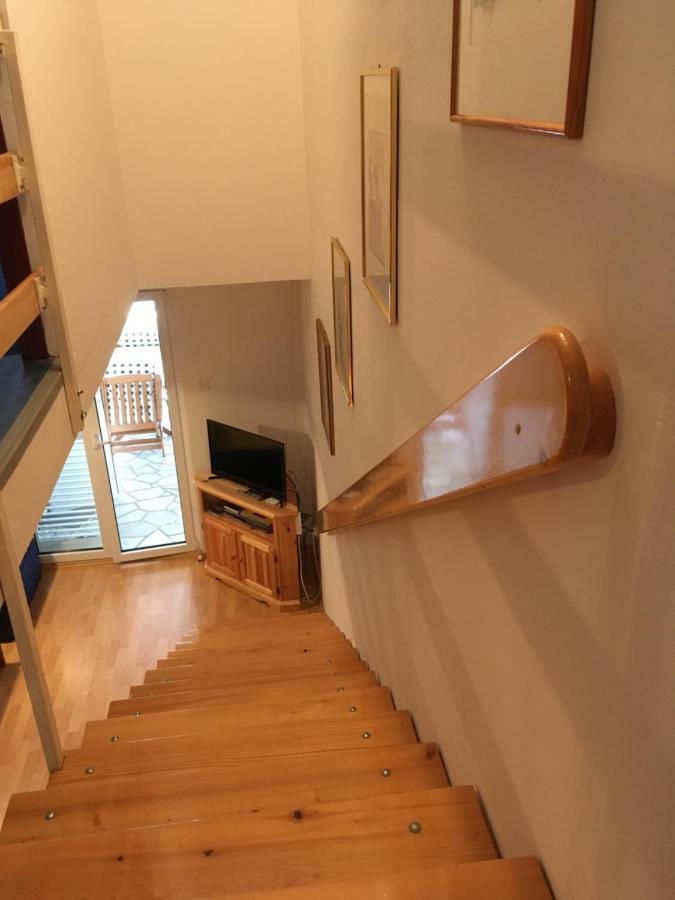 Apartment Behin Martinšćica Exteriör bild
