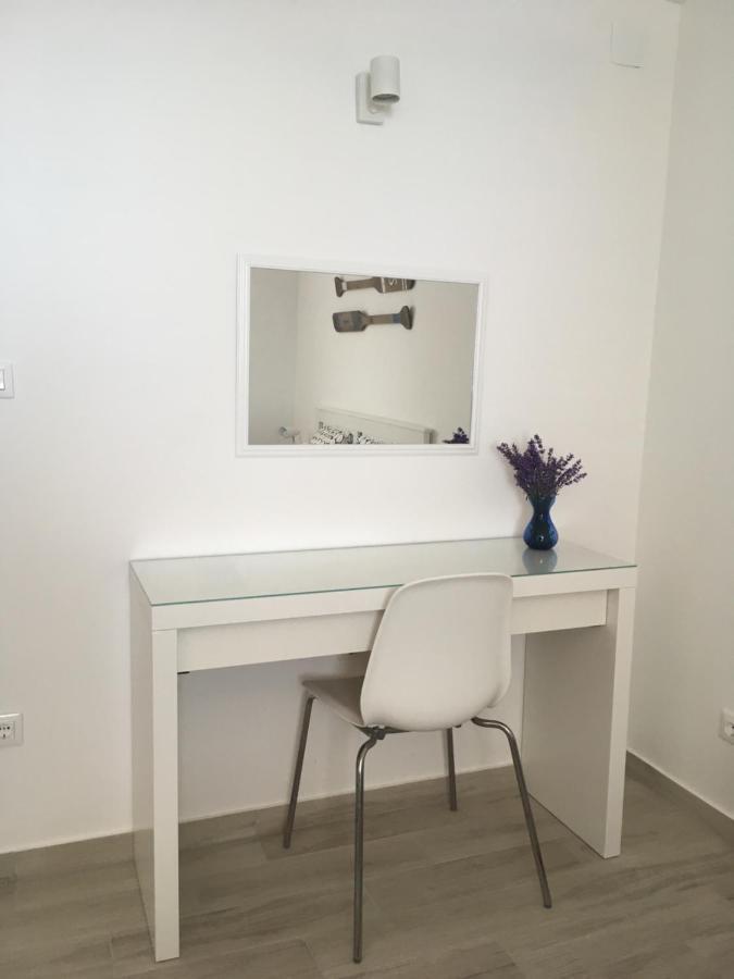 Apartment Behin Martinšćica Exteriör bild